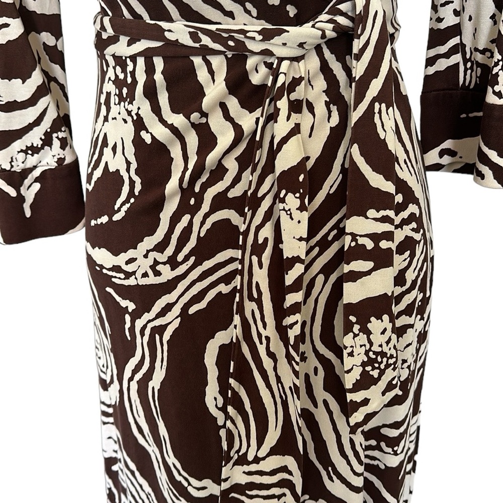 Diane Von Furstenberg vintage DVF brown & cream silk wraparound dress size 2 - Picture 4 of 6